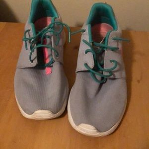 Watermelon Roshes Sz 11.